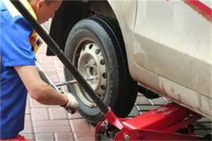 泸定附近拖车24小时服务热线电话