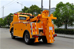 泸定高速路拖车费